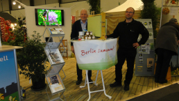 igw halle9 berlin summt infostand